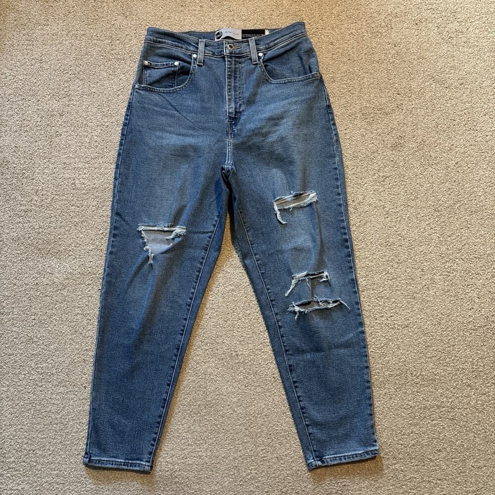 Levis SilverTab Mom Jeans Blue Distressed Medium Wash High Rise Tapered Denim